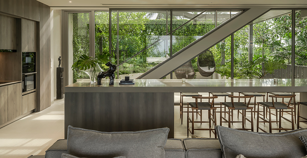 Veyla - Sea Villa - Dining, kitchen and living areas